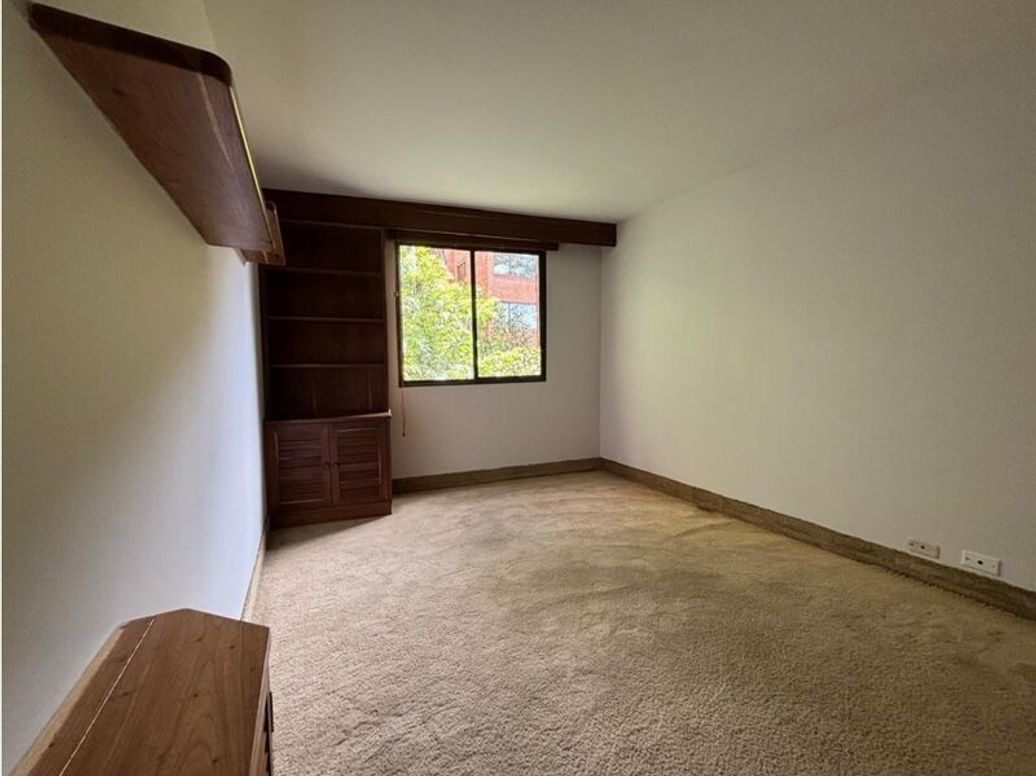 Apartamento de 4 alcobas en venta en La Carolina, Bogotá, 362 m² · foto 20 de 20
