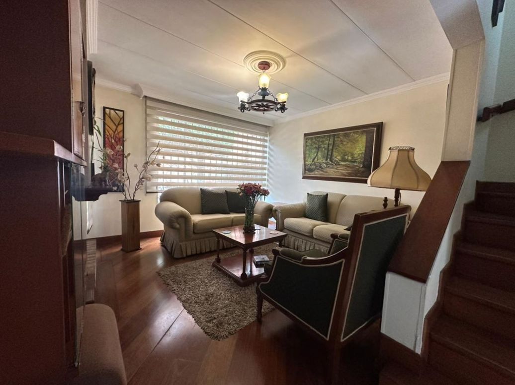 Casa de 4 alcobas en venta en José Joaquín Vargas, Bogotá, 108 m² · foto 3 de 20
