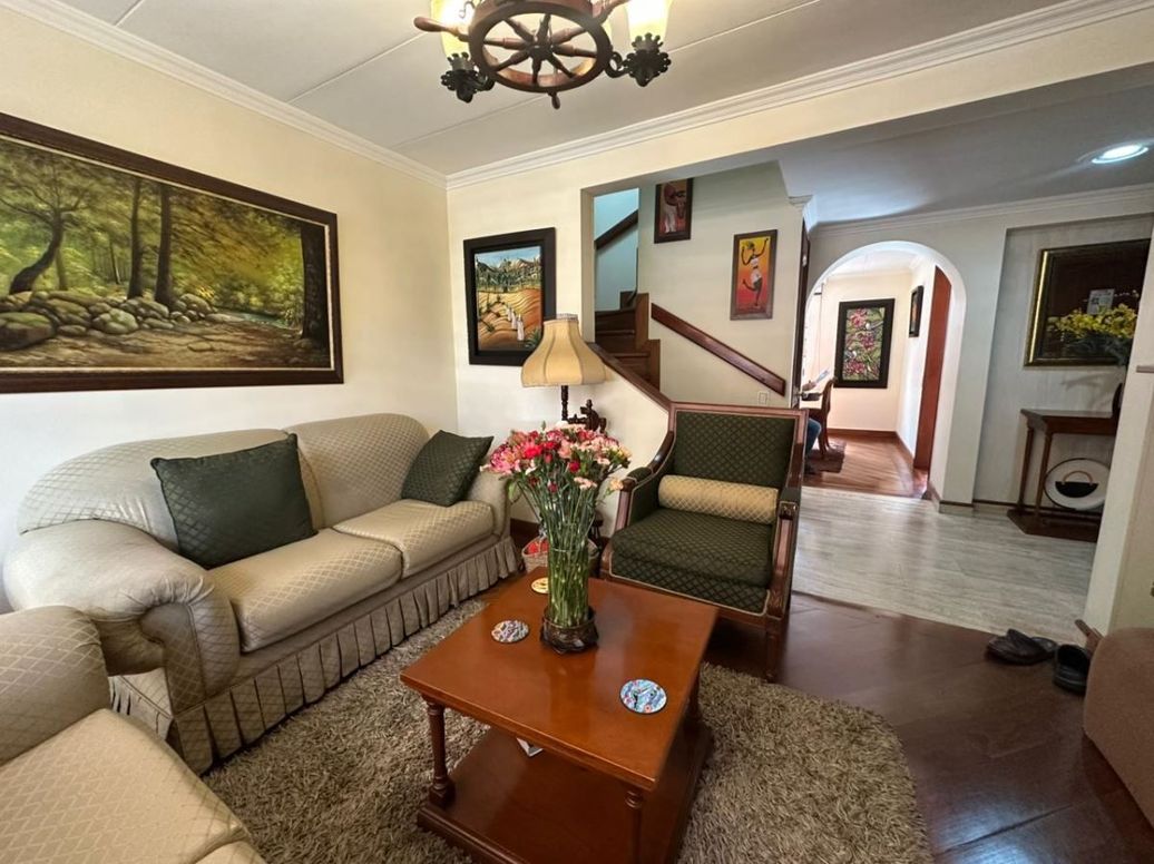 Casa de 4 alcobas en venta en José Joaquín Vargas, Bogotá, 108 m² · foto 5 de 20
