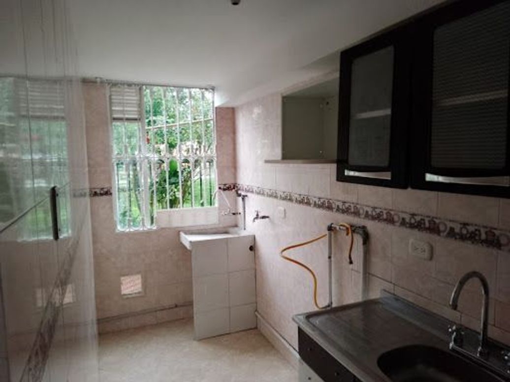 Apartamento de 3 alcobas en venta en San Antonio Norte, Bogotá, 46 m² · foto 8 de 20