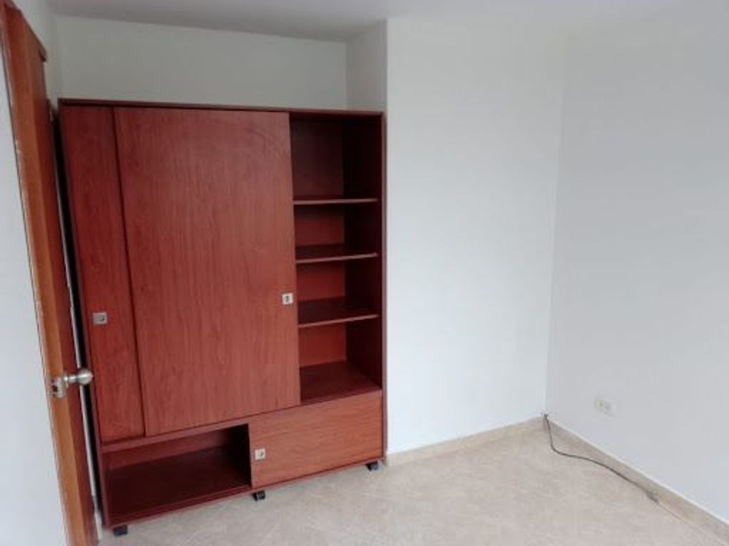 Apartamento de 3 alcobas en venta en San Antonio Norte, Bogotá, 46 m² · foto 11 de 20