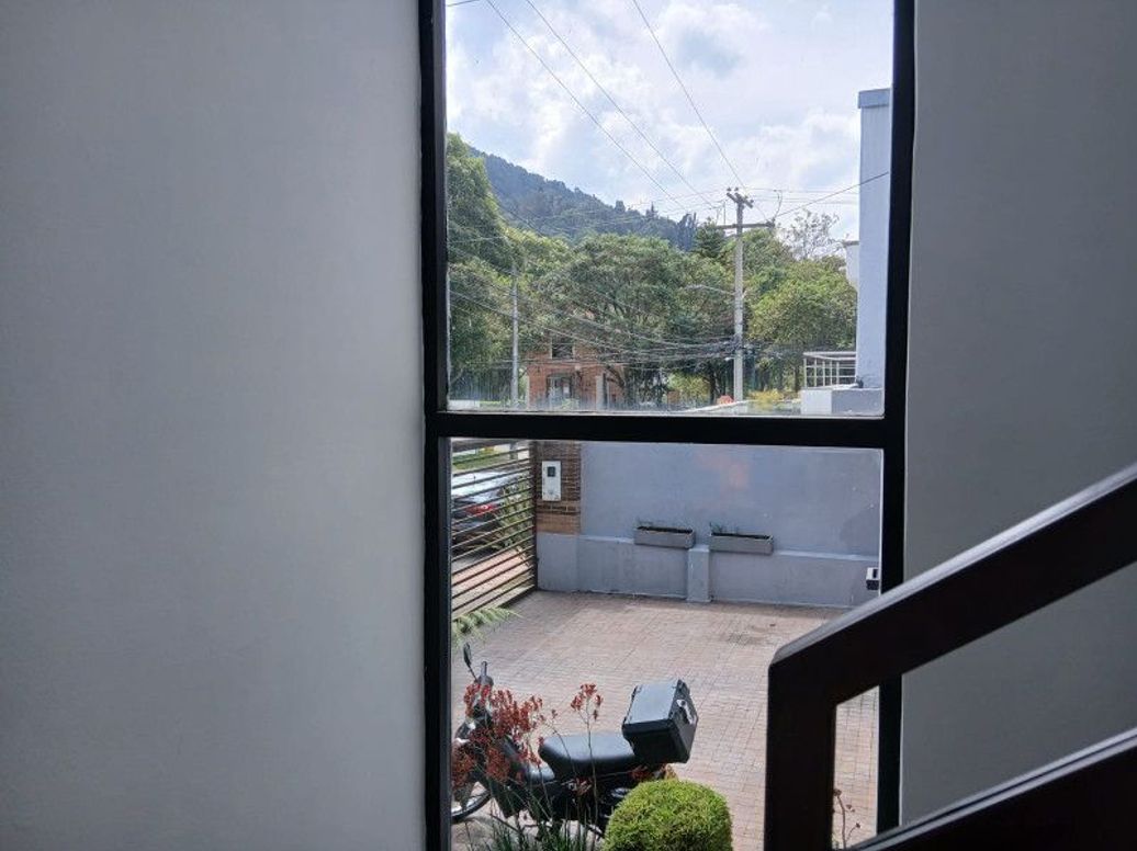 Apartamento de 3 alcobas en venta en Santa Ana Oriental, Bogotá, 201 m² · foto 8 de 12