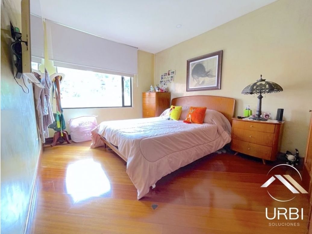 Apartamento de 3 alcobas en venta en Cerros De Niza, Bogotá, 171 m² · foto 11 de 20