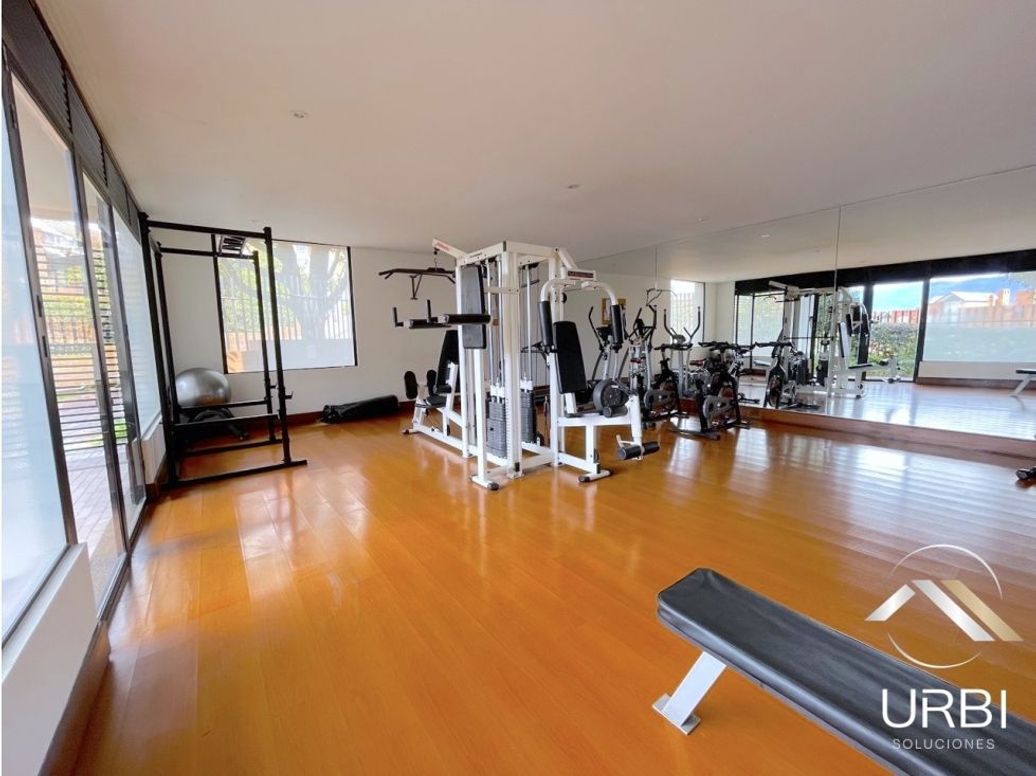 Apartamento de 3 alcobas en venta en Cerros De Niza, Bogotá, 171 m² · foto 19 de 20