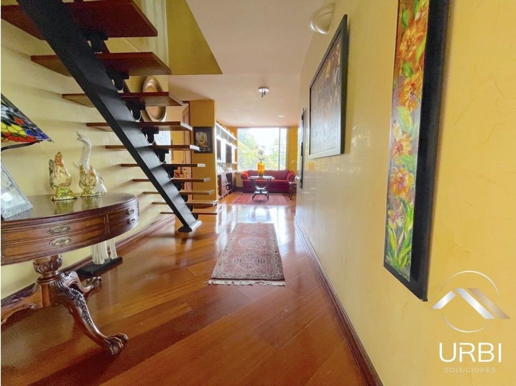 Apartamento de 3 alcobas en venta en Cerros De Niza, Bogotá, 171 m² · foto 8 de 20