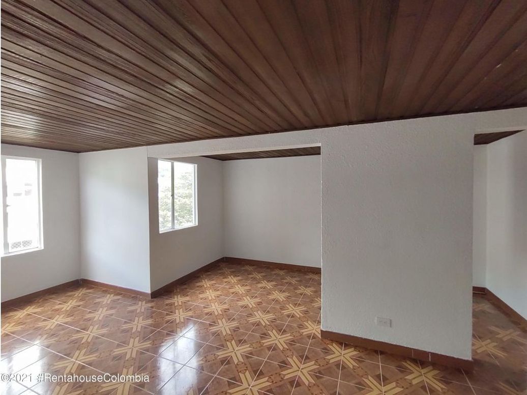 Apartamento de 2 alcobas en venta en Barrancas, Bogotá, 59 m² · foto 3 de 15