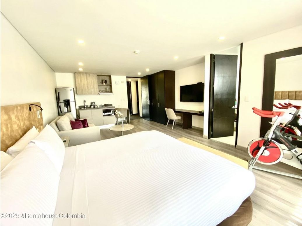 Apartamento de 2 alcobas en venta en Los Rosales, Bogotá, 79 m² · foto 16 de 20
