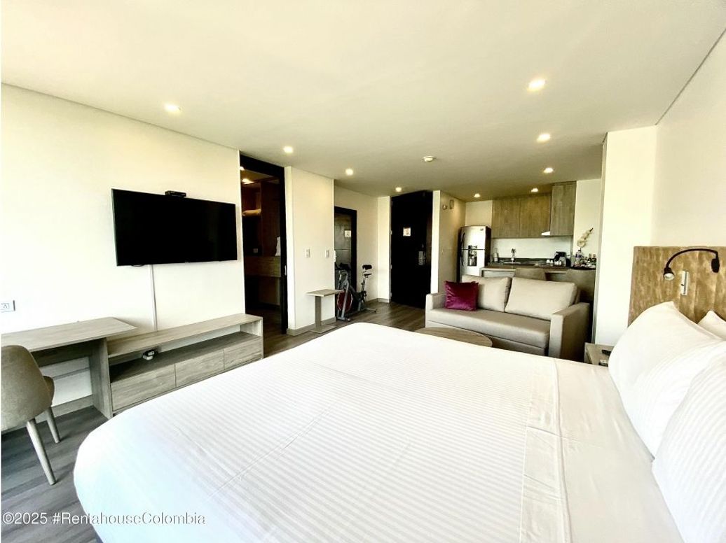 Apartamento de 2 alcobas en venta en Los Rosales, Bogotá, 79 m² · foto 9 de 20