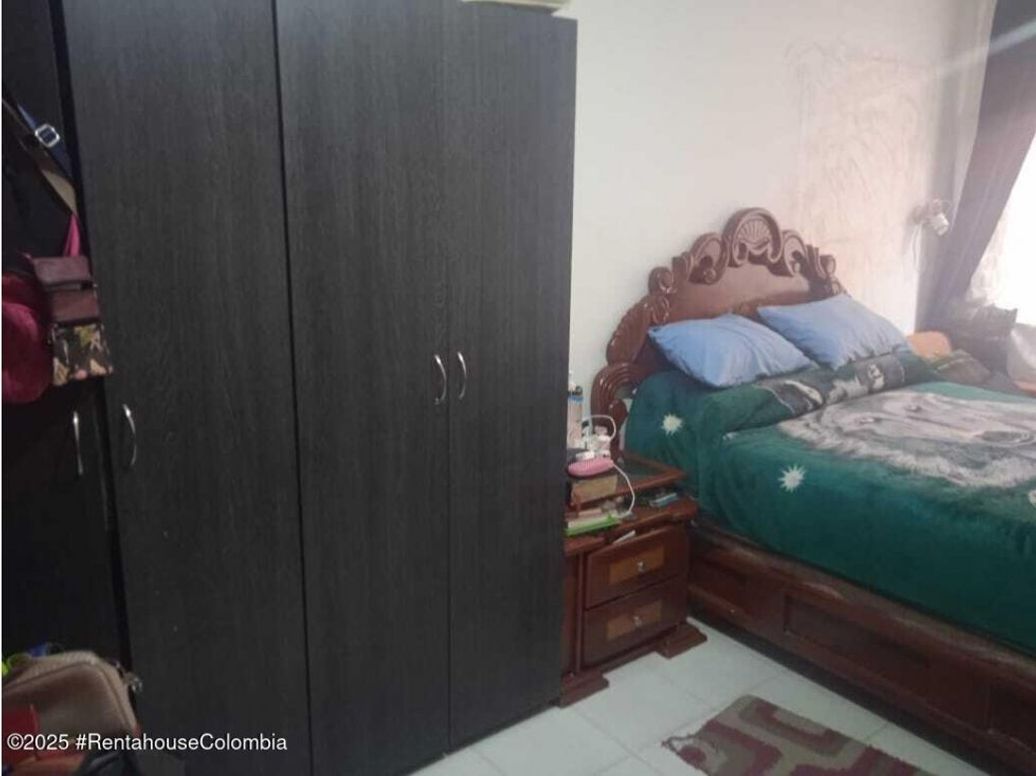 Casa de 4 alcobas en venta en Aures, Bogotá, 144 m² · foto 8 de 13
