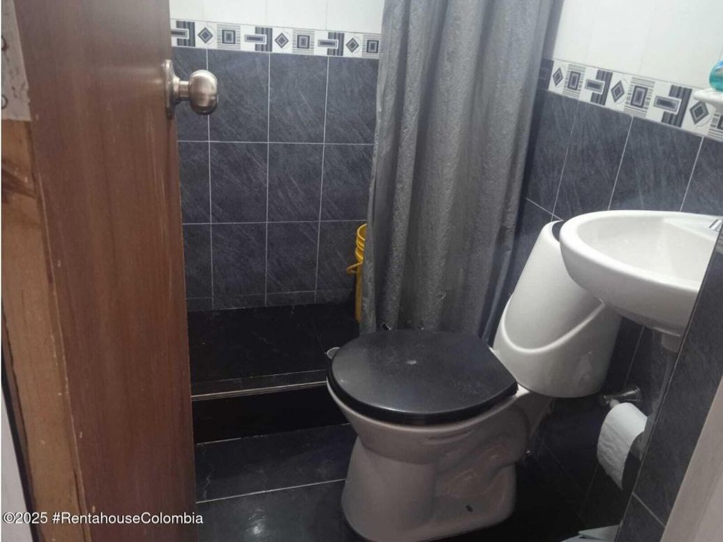 Casa de 4 alcobas en venta en Aures, Bogotá, 144 m² · foto 9 de 13