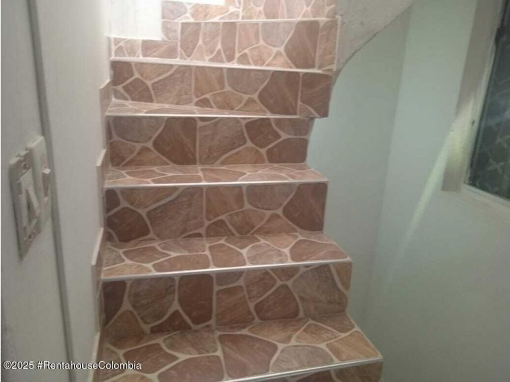 Casa de 4 alcobas en venta en Aures, Bogotá, 144 m² · foto 10 de 13