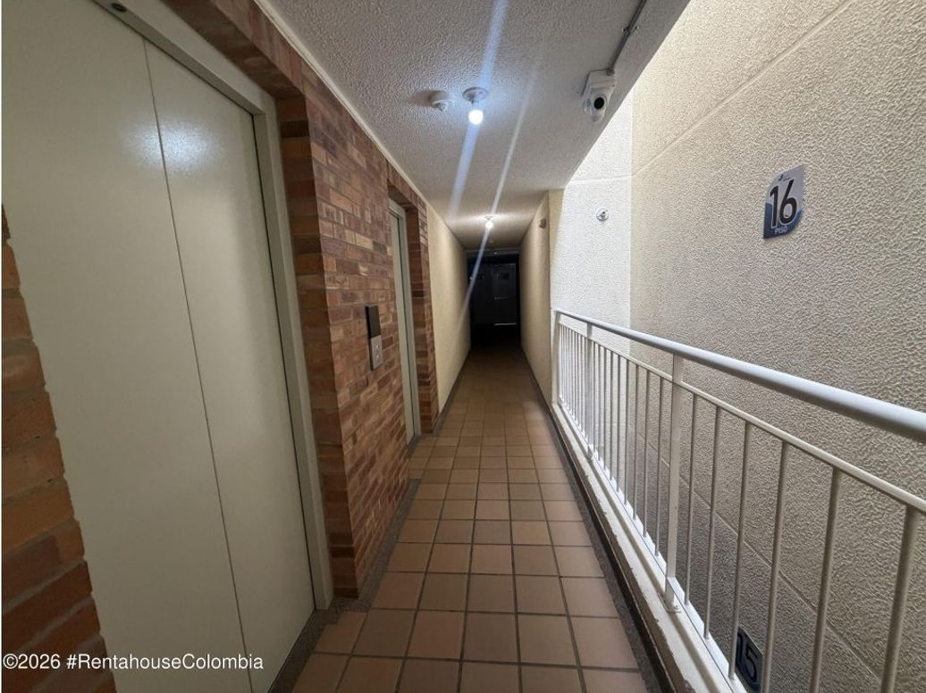 Apartamento de 2 alcobas en venta en La Faena, Bogotá, 40 m² · foto 4 de 20