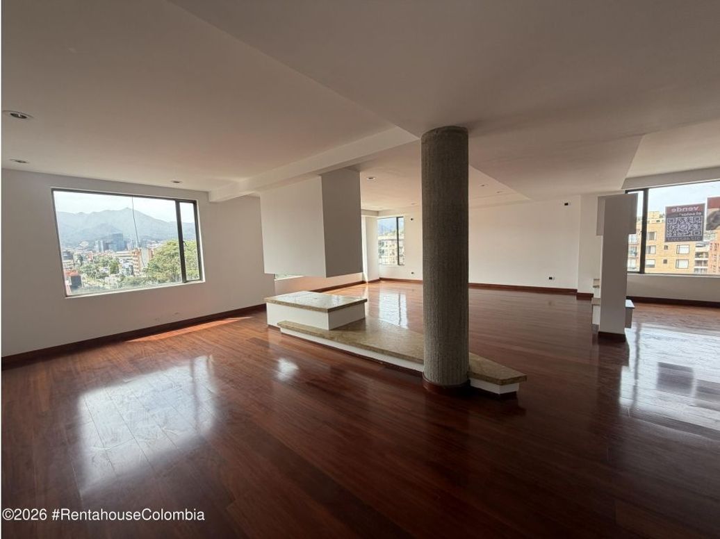 Apartamento de 5 alcobas en venta en Santa Barbara Alta, Bogotá, 380 m² · foto 5 de 20
