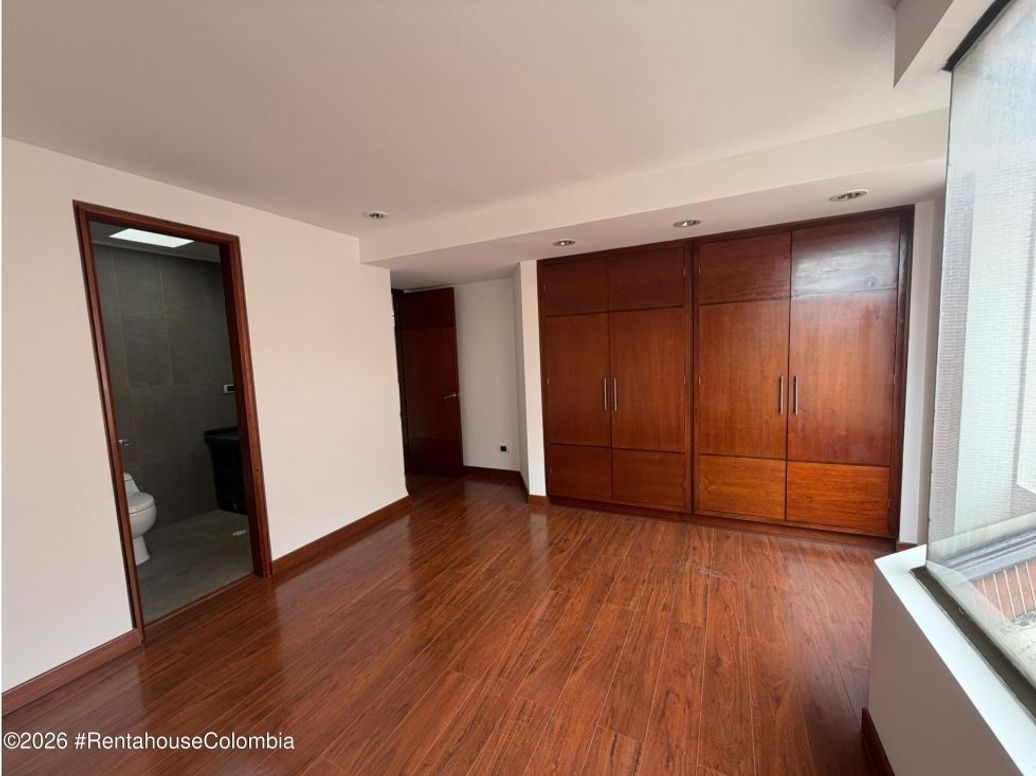 Apartamento de 5 alcobas en venta en Santa Barbara Alta, Bogotá, 380 m² · foto 18 de 20