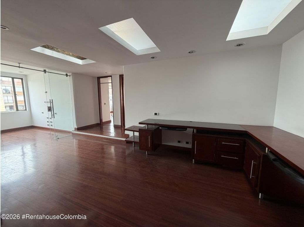 Apartamento de 5 alcobas en venta en Santa Barbara Alta, Bogotá, 380 m² · foto 14 de 20