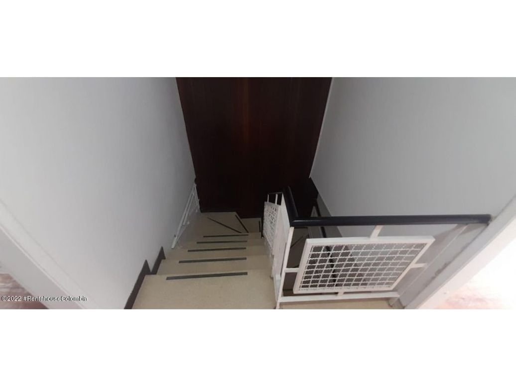 Casa de 5 alcobas en venta en Santa Teresita, Bogotá, 167 m² · foto 20 de 20