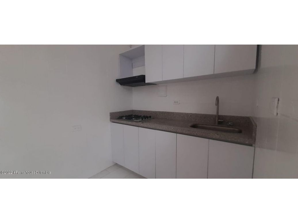 Casa de 5 alcobas en venta en Santa Teresita, Bogotá, 167 m² · foto 9 de 20