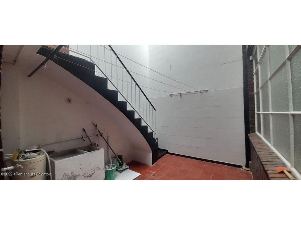 Casa de 5 alcobas en venta en Santa Teresita, Bogotá, 167 m² · foto 16 de 20