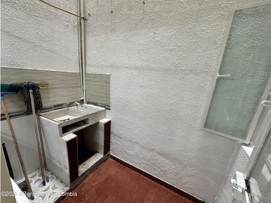 Casa de 4 alcobas en venta en Los Nogales, Bogotá, 138 m² · foto 5 de 20
