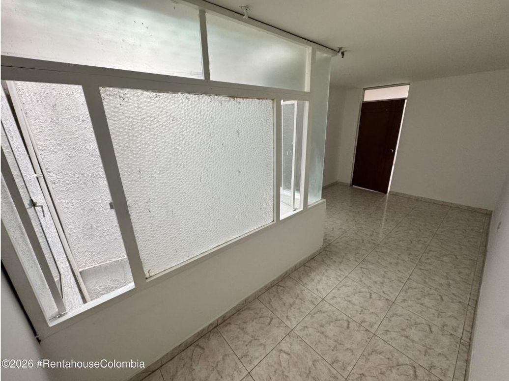 Casa de 4 alcobas en venta en Los Nogales, Bogotá, 138 m² · foto 9 de 20