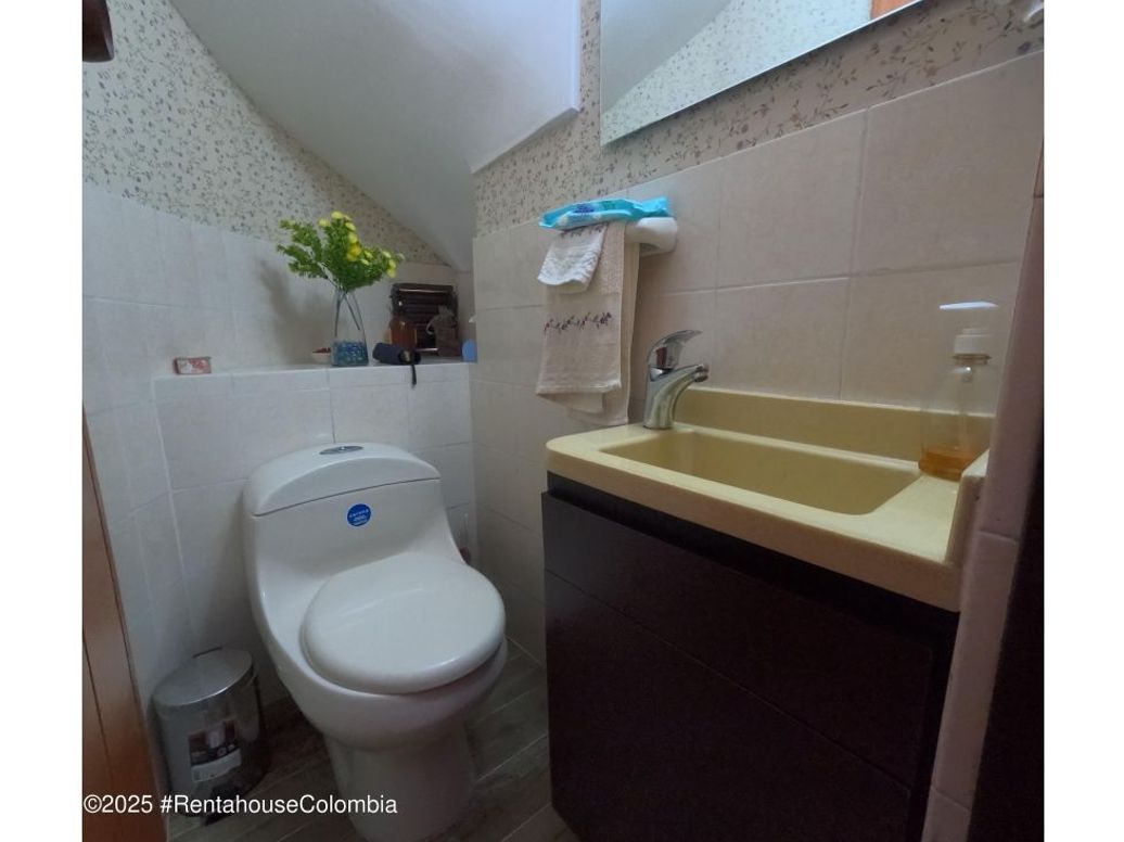 Casa de 3 alcobas en venta en Cedritos, Bogotá, 109 m² · foto 7 de 18