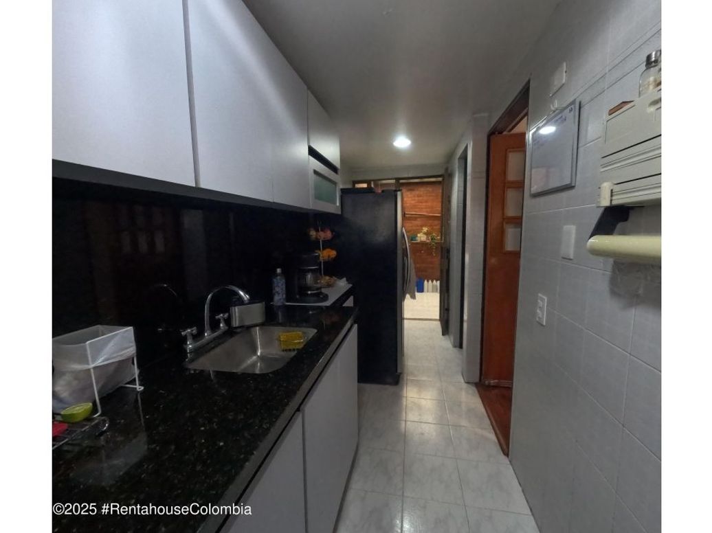 Casa de 3 alcobas en venta en Cedritos, Bogotá, 109 m² · foto 8 de 18