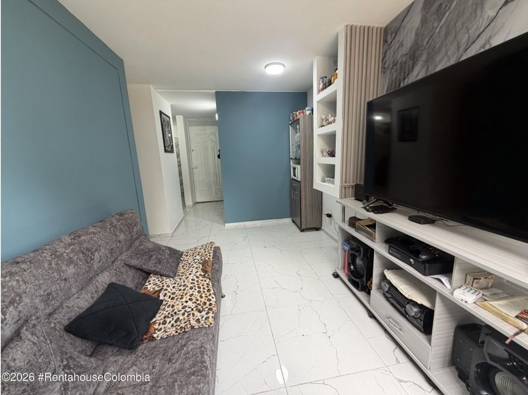 Apartamento de 3 alcobas en venta en Usme Centro, Bogotá, 54 m² · foto 9 de 20