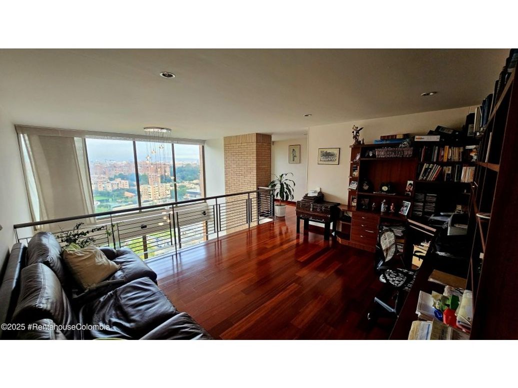 Apartamento de 3 alcobas en venta en Nuevo Country, Bogotá, 303 m² · foto 19 de 20