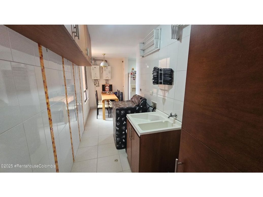 Apartamento de 3 alcobas en venta en Nuevo Country, Bogotá, 303 m² · foto 9 de 20