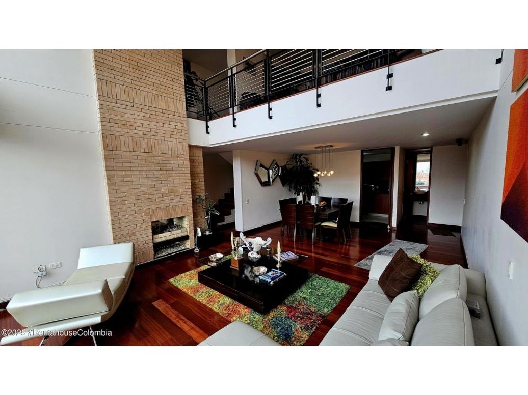 Apartamento de 3 alcobas en venta en Nuevo Country, Bogotá, 303 m² · foto 4 de 20