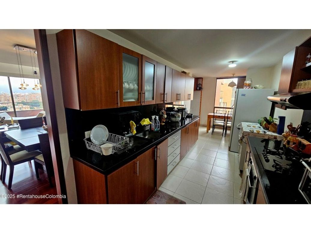 Apartamento de 3 alcobas en venta en Nuevo Country, Bogotá, 303 m² · foto 6 de 20