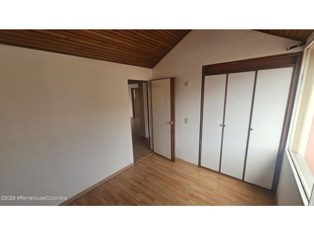Apartamento de 3 alcobas en venta en Victoria Norte, Bogotá, 67 m² · foto 8 de 18