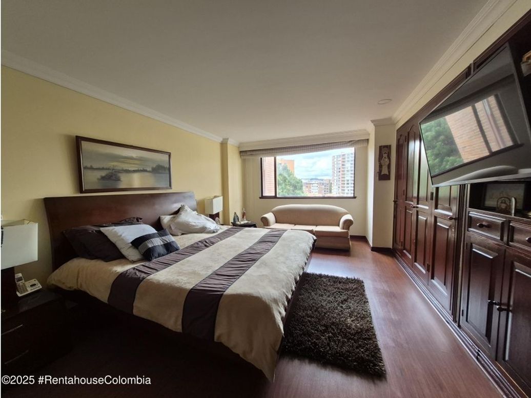 Apartamento de 4 alcobas en venta en La Calleja, Bogotá, 230 m² · foto 19 de 20