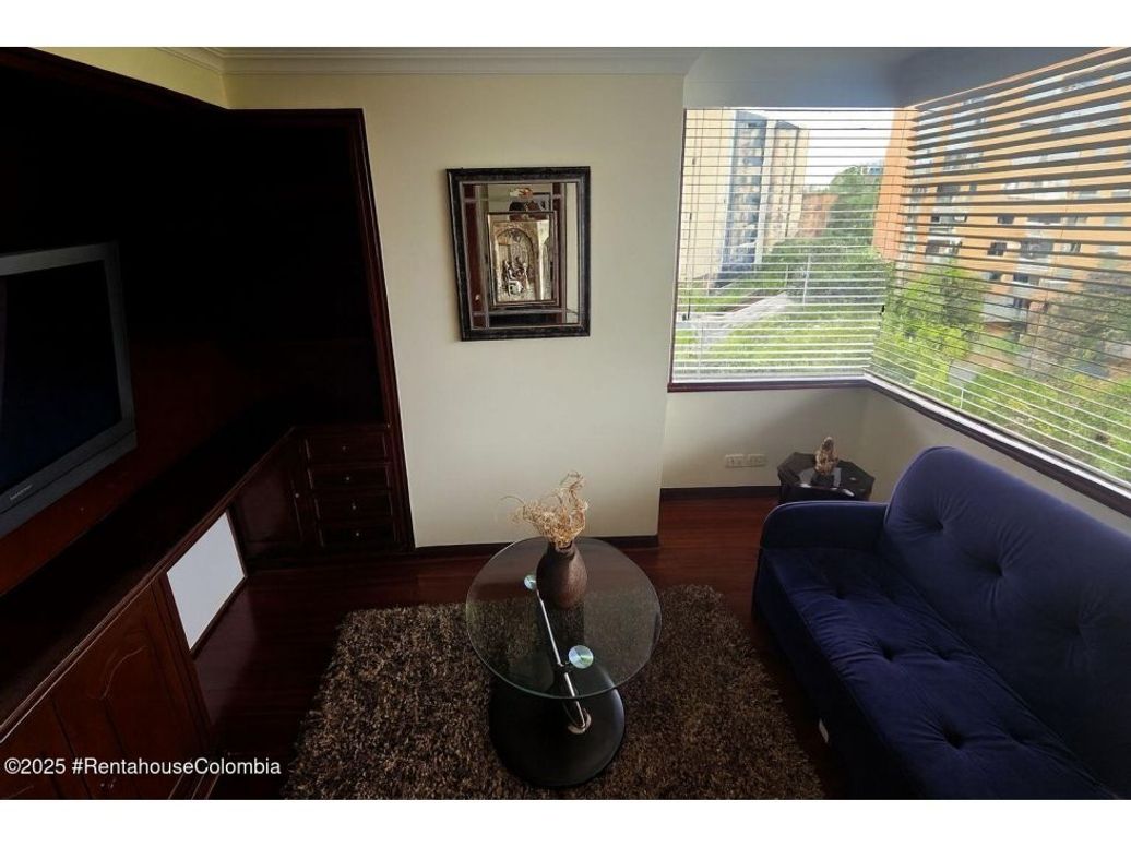 Apartamento de 4 alcobas en venta en La Calleja, Bogotá, 230 m² · foto 14 de 20