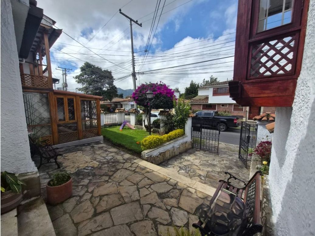 Casa en venta en Mónaco, Bogotá · foto 2 de 20