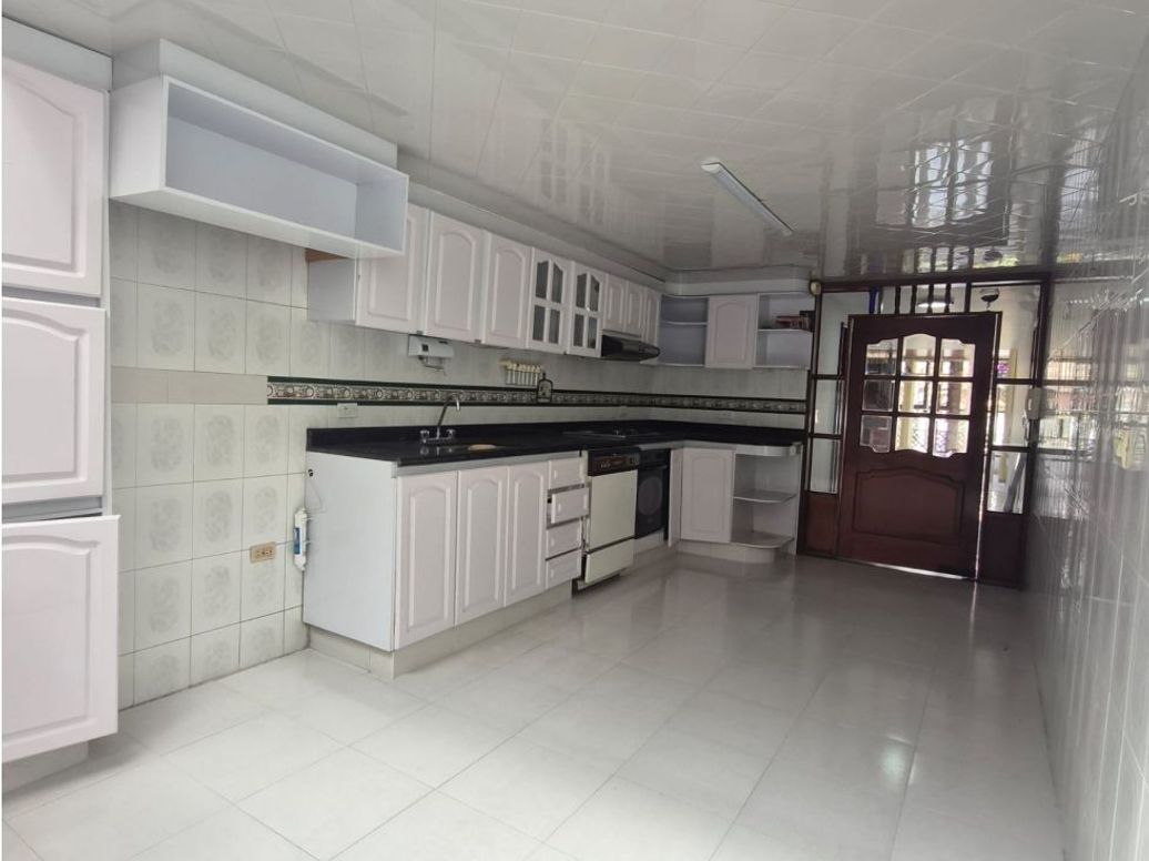 Casa en venta en Mónaco, Bogotá · foto 4 de 20