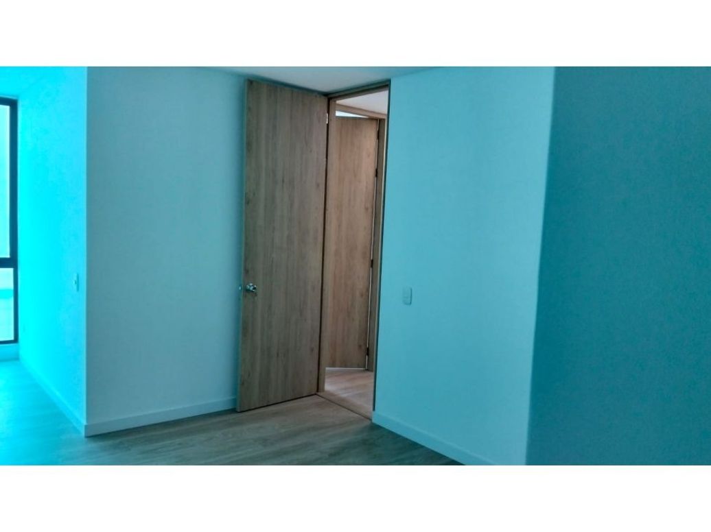 Apartamento en venta en Usaquén, Bogotá · foto 8 de 18