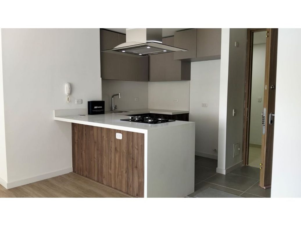 Apartamento en venta en Usaquén, Bogotá · foto 2 de 18