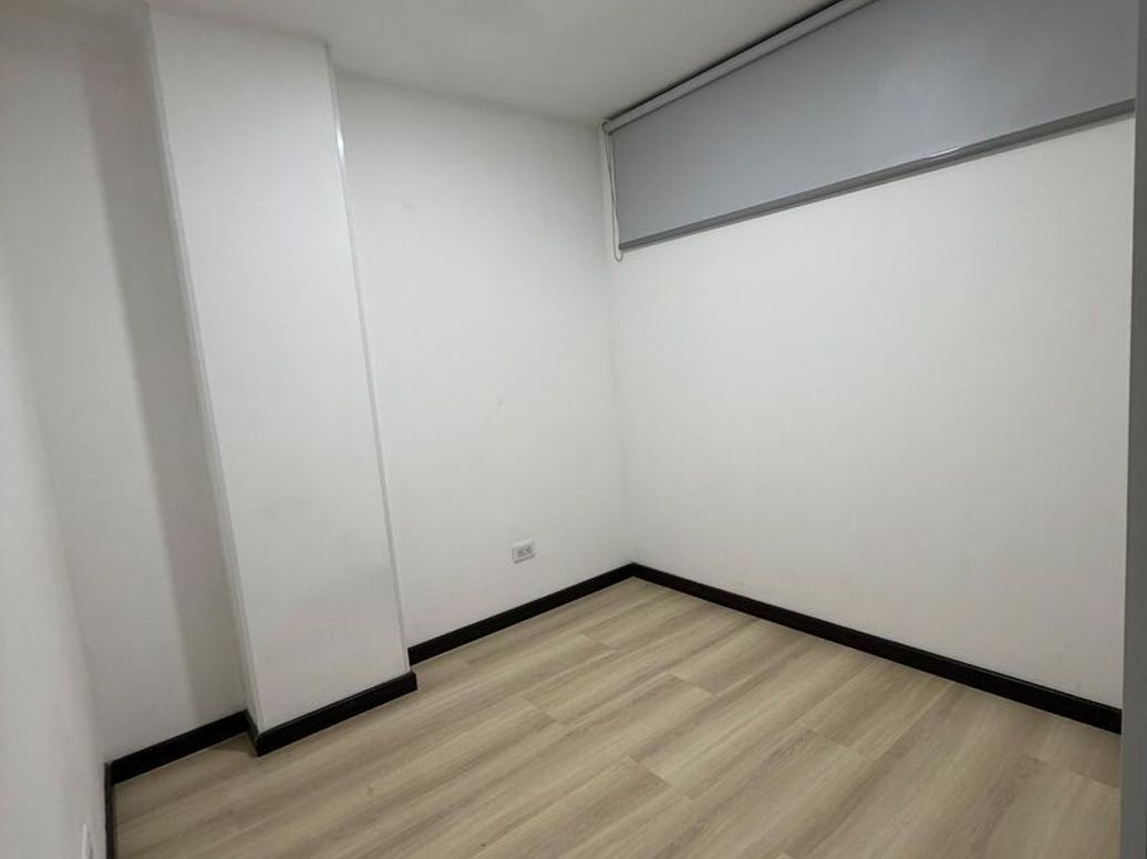 Apartamento de 2 alcobas en venta en La Granja, Bogotá, 45 m² · foto 5 de 16