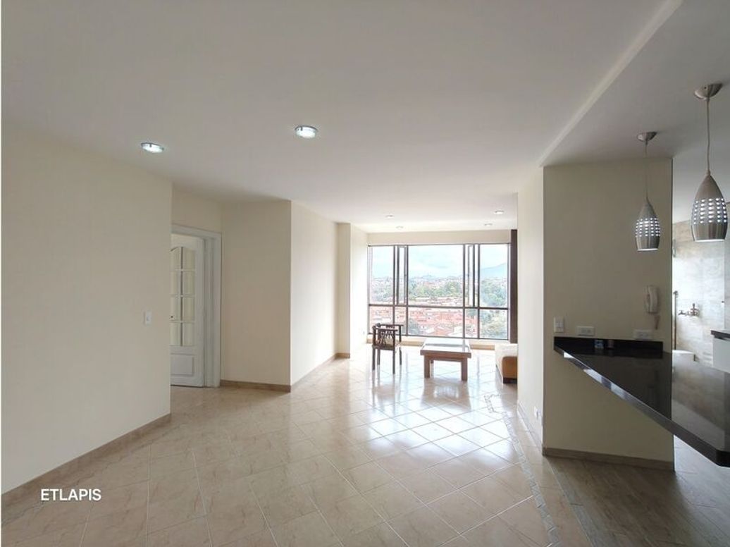 Apartamento de 3 alcobas en venta en Ub. Santa Coloma, Bogotá, 110 m² · foto 10 de 20
