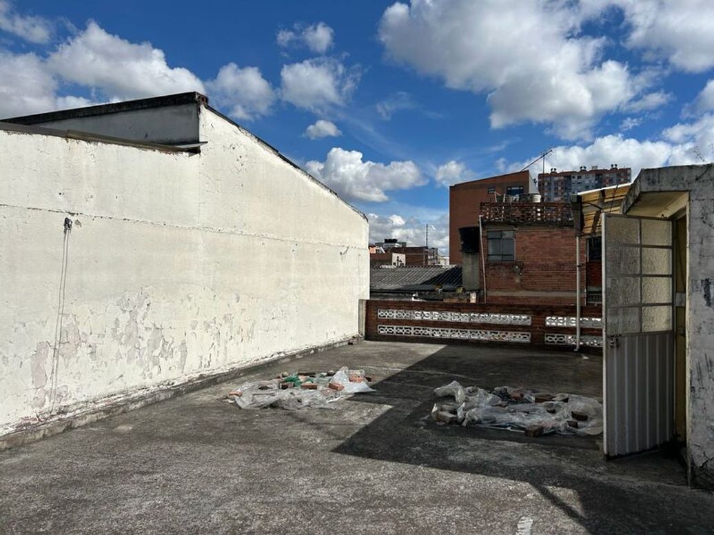 Casa de 5 alcobas en venta en Veraguas, Bogotá, 261 m² · foto 7 de 10
