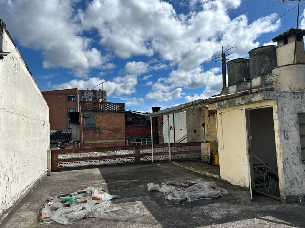 Casa de 5 alcobas en venta en Veraguas, Bogotá, 261 m² · foto 8 de 10