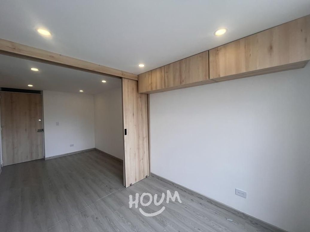 Apartamento de 1 alcoba en venta en El Redil, Bogotá, 35 m² · foto 2 de 14