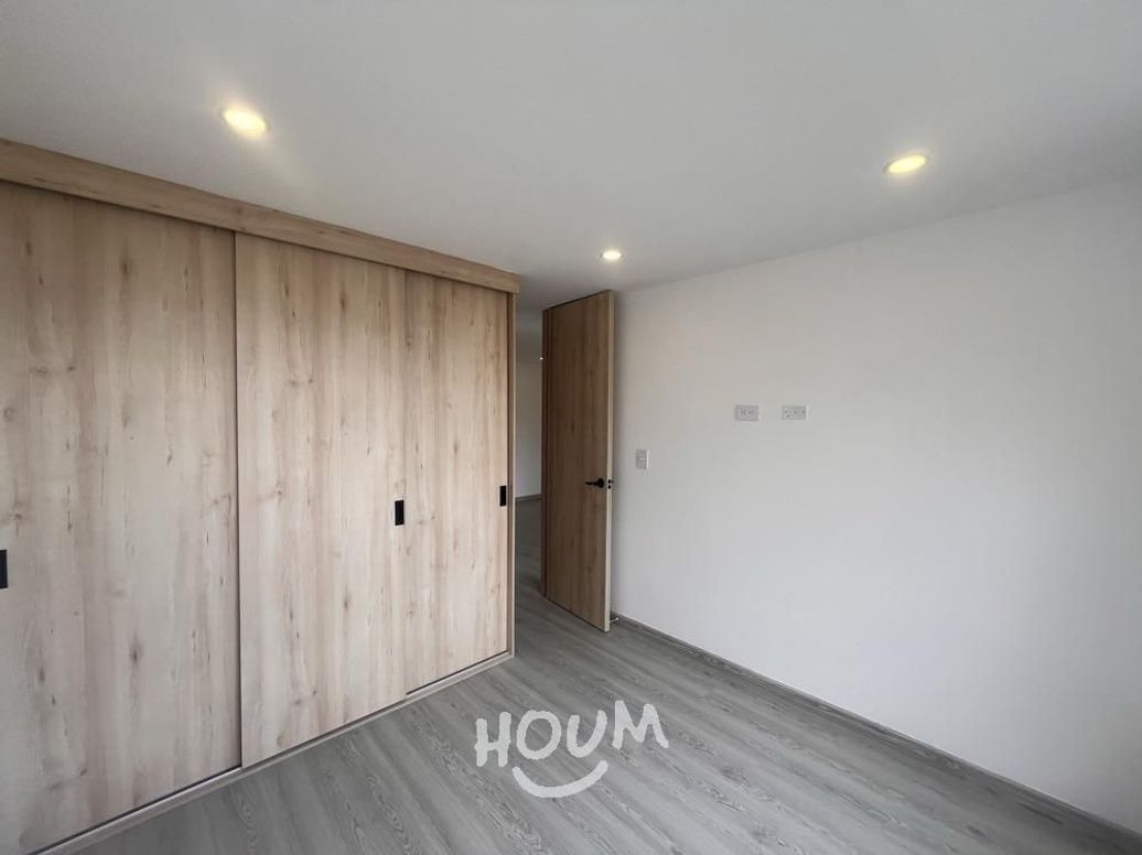 Apartamento de 1 alcoba en venta en El Redil, Bogotá, 35 m² · foto 10 de 14