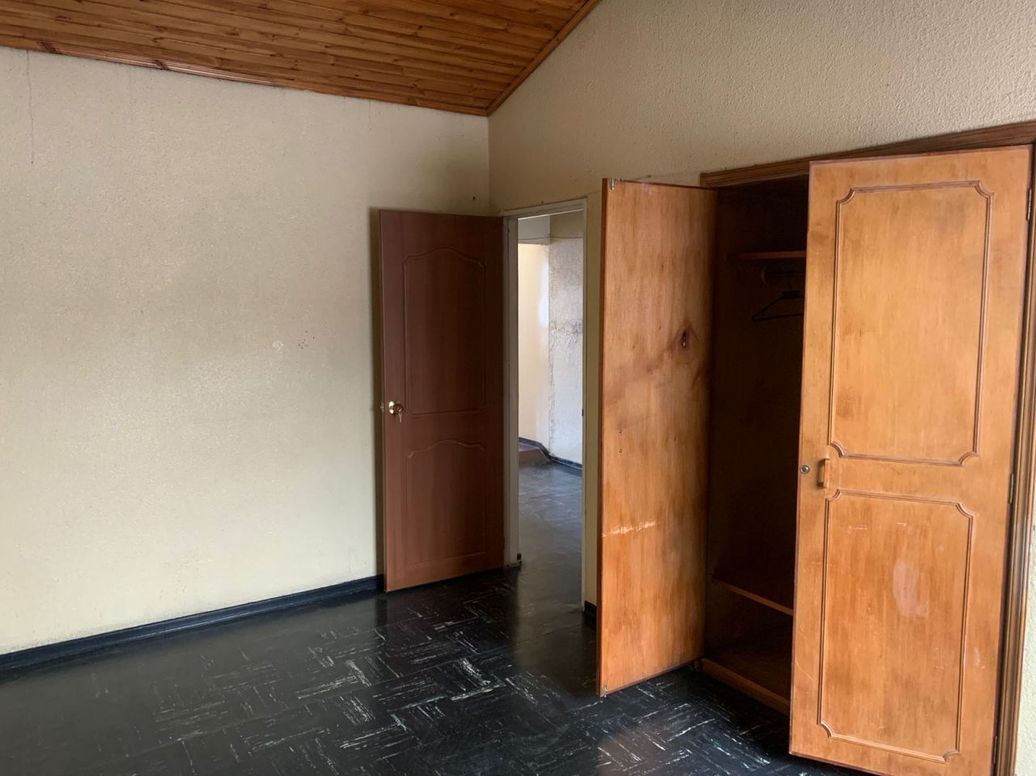 Casa de 5 alcobas en venta en Los Ejidos, Bogotá, 150 m² · foto 10 de 12
