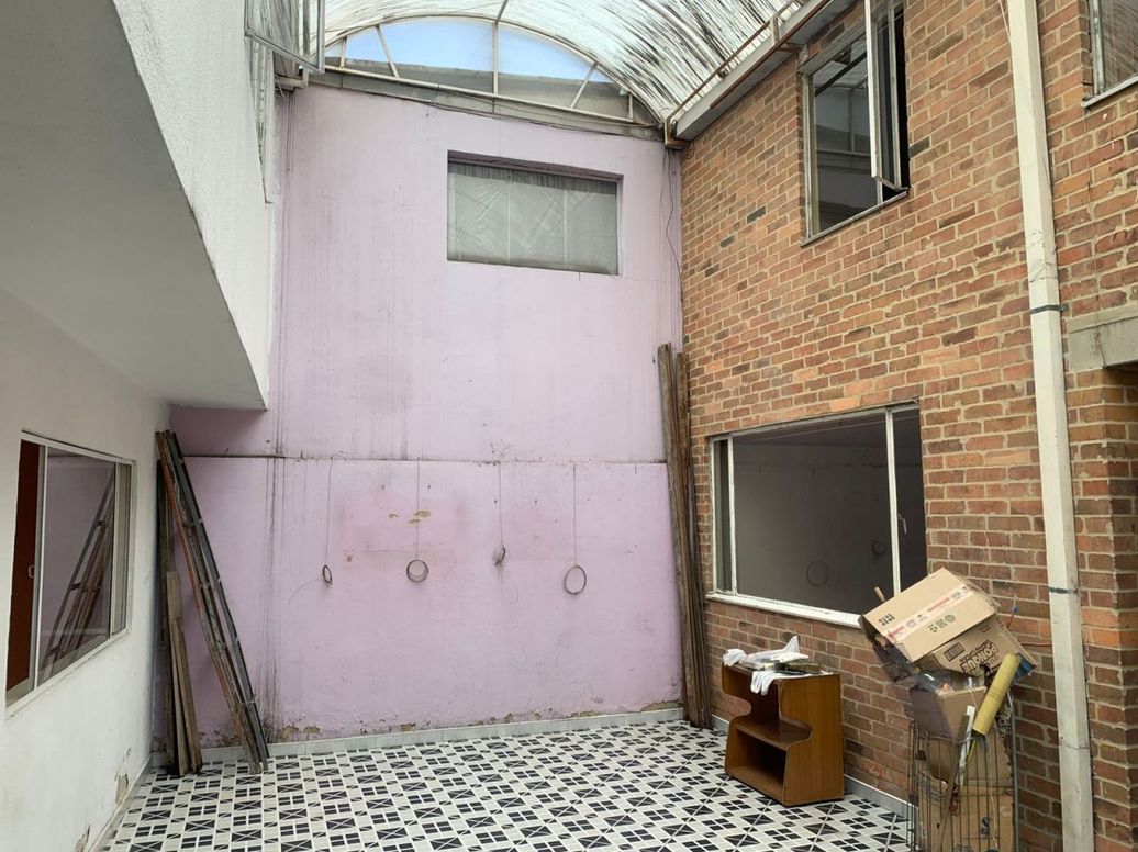 Casa de 5 alcobas en venta en Los Ejidos, Bogotá, 150 m² · foto 11 de 12