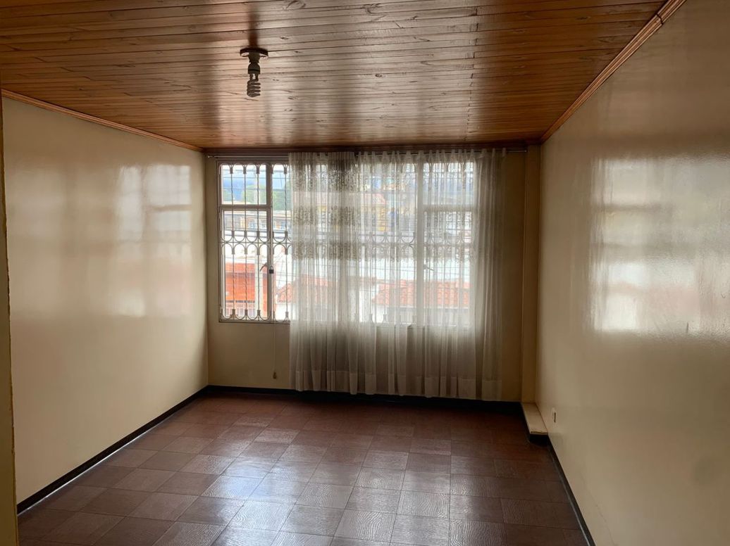 Casa de 5 alcobas en venta en Los Ejidos, Bogotá, 150 m² · foto 8 de 12