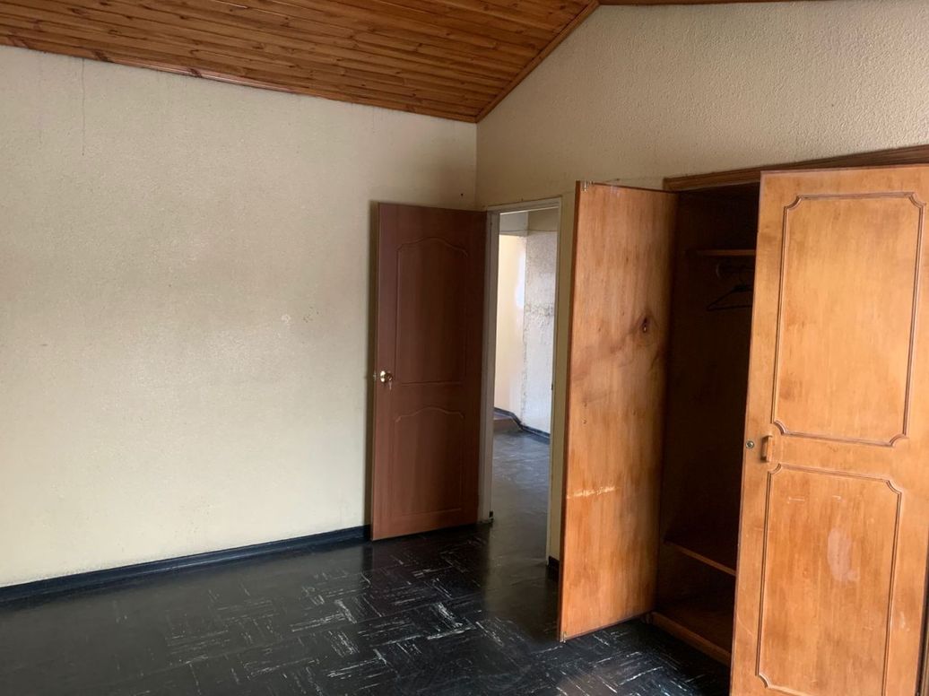 Casa de 5 alcobas en venta en Los Ejidos, Bogotá, 150 m² · foto 7 de 12