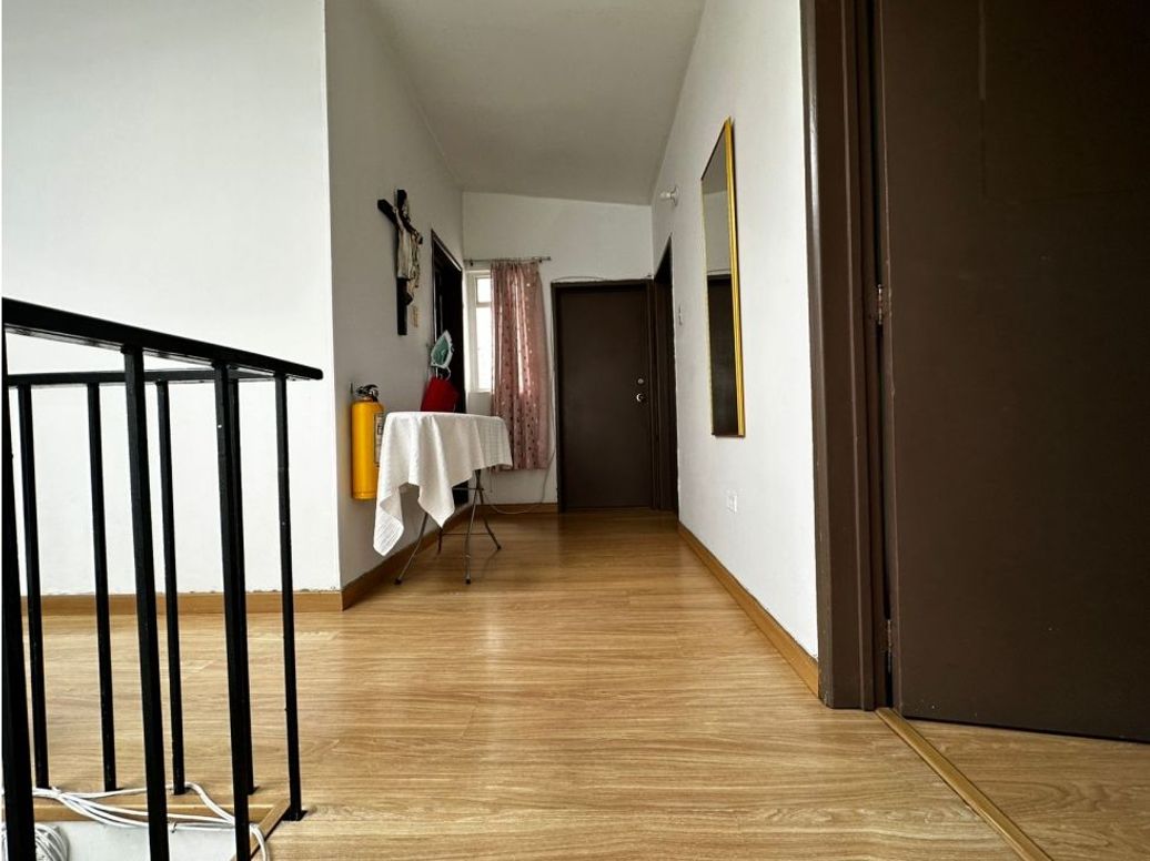 Casa de 8 alcobas en venta en Nicolas De Federman, Bogotá, 180 m² · foto 17 de 20