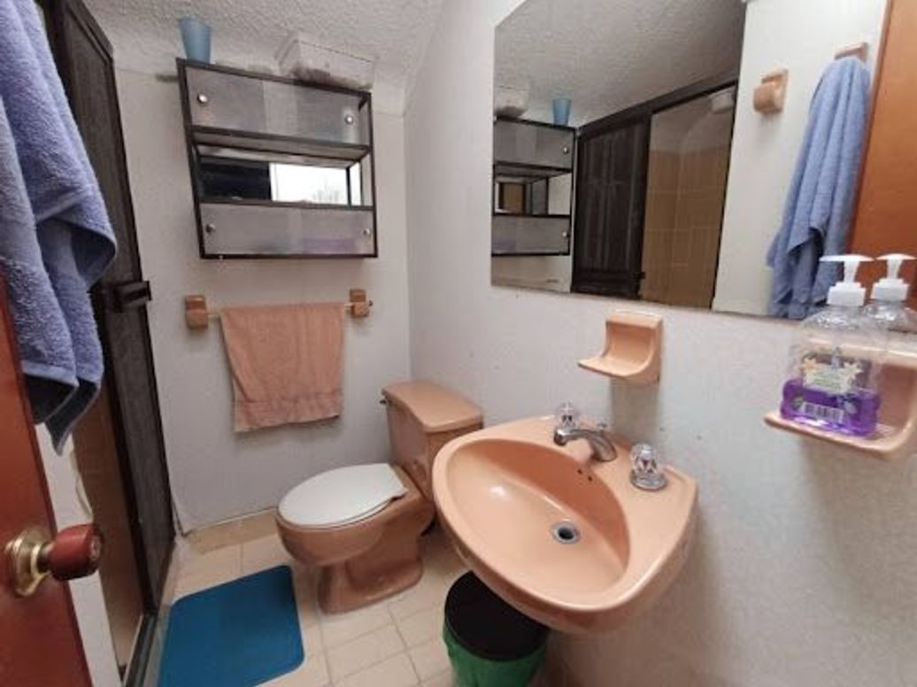 Casa de 3 alcobas en venta en Villa Alsacia, Bogotá, 190 m² · foto 8 de 11